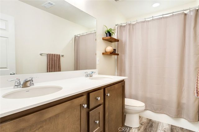 17024 Red Tail Lane, Fontana, CA 92336