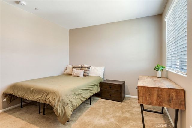 17024 Red Tail Lane, Fontana, CA 92336