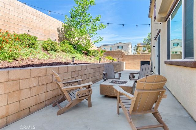 17024 Red Tail Lane, Fontana, CA 92336