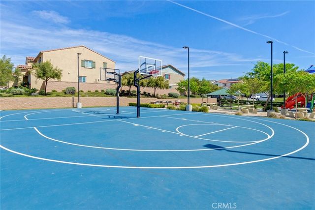 17024 Red Tail Lane, Fontana, CA 92336