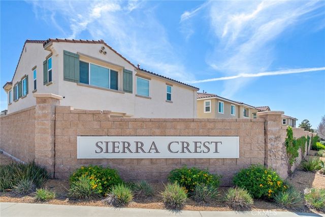 17024 Red Tail Lane, Fontana, CA 92336