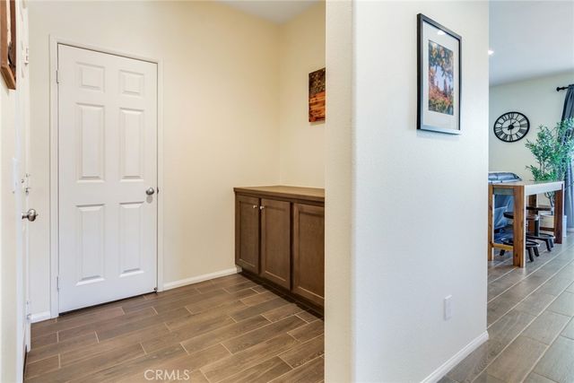 17024 Red Tail Lane, Fontana, CA 92336