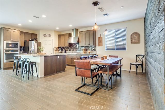 17024 Red Tail Lane, Fontana, CA 92336