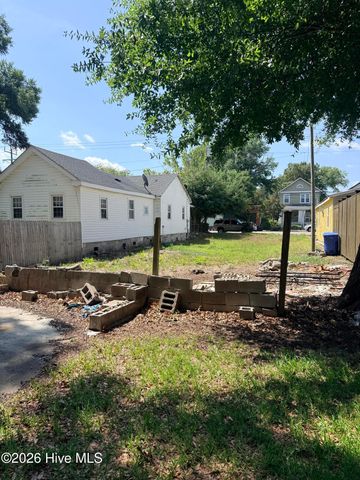 517 S 7th Street, Wilmington, NC 28401