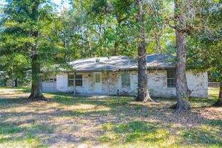 1825 Live Oak Drive, Conroe, TX 77301