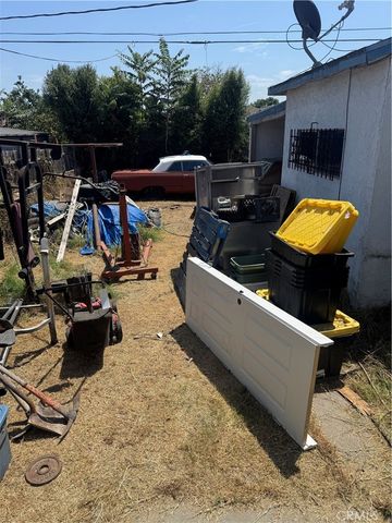 2100 N Wilmington, Compton, CA 90222