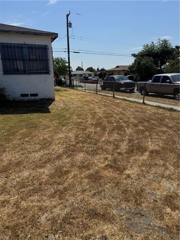 2100 N Wilmington, Compton, CA 90222