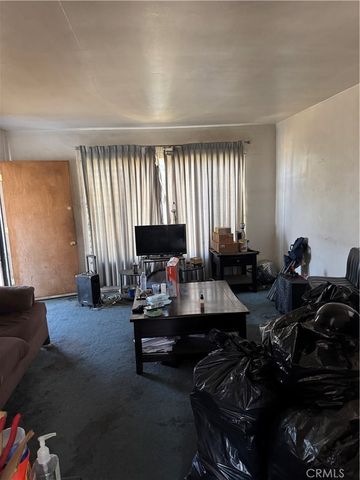 2100 N Wilmington, Compton, CA 90222