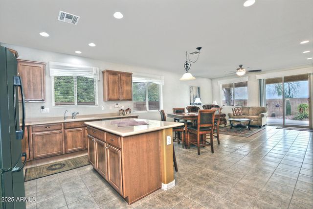 6808 W MOCKINGBIRD Way, Florence, AZ 85132