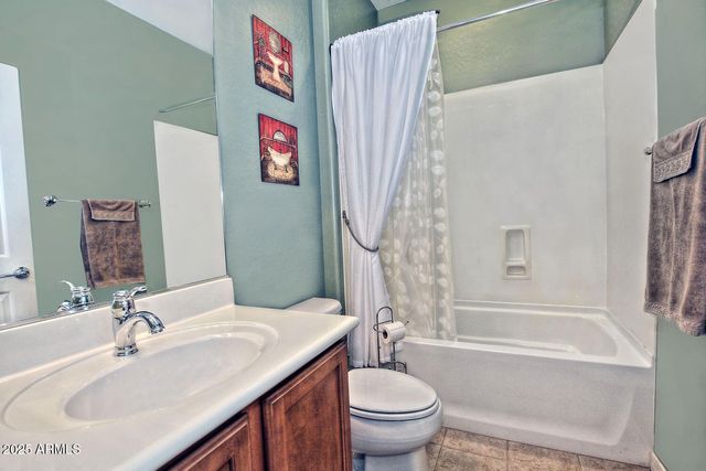 6808 W MOCKINGBIRD Way, Florence, AZ 85132