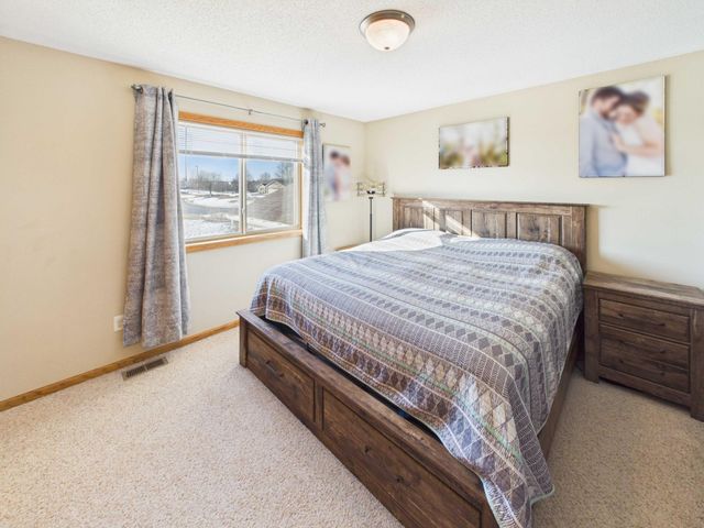 3880 21st Avenue S, Saint Cloud, MN 56301