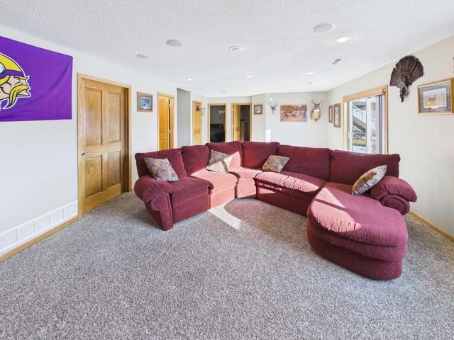 3880 21st Avenue S, Saint Cloud, MN 56301