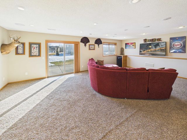 3880 21st Avenue S, Saint Cloud, MN 56301