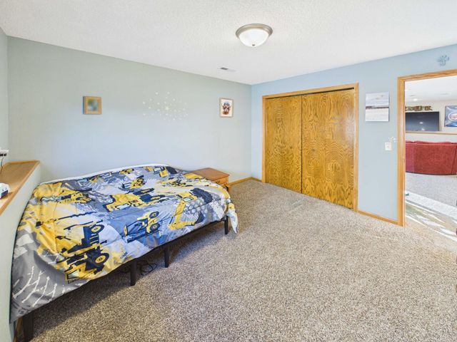 3880 21st Avenue S, Saint Cloud, MN 56301