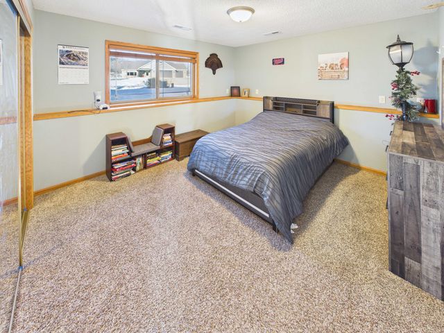 3880 21st Avenue S, Saint Cloud, MN 56301