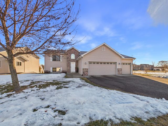 3880 21st Avenue S, Saint Cloud, MN 56301