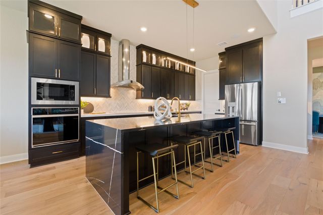 1300 Shelby LN, Georgetown, TX 78628