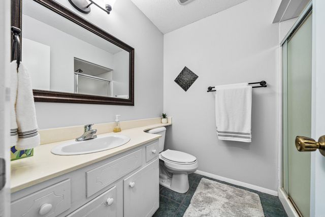 1135 Twin Points Road, Hot Springs, AR 71913