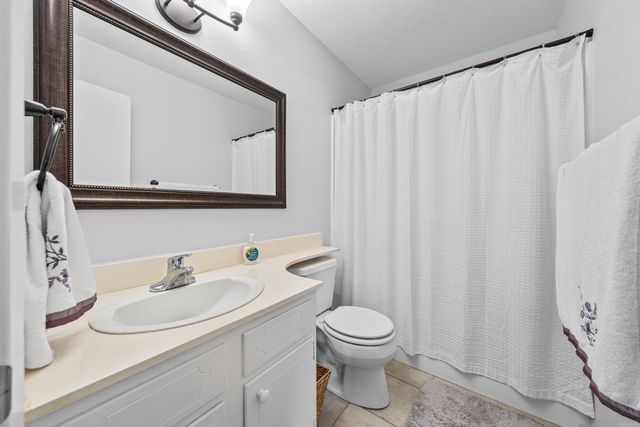 1135 Twin Points Road, Hot Springs, AR 71913