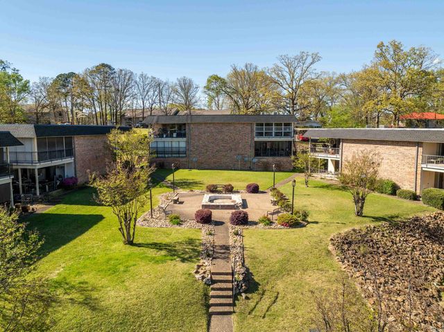 1135 Twin Points Road, Hot Springs, AR 71913