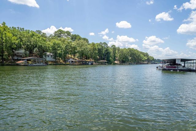 1135 Twin Points Road, Hot Springs, AR 71913