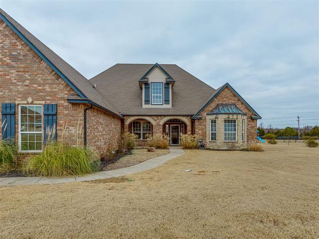 935 Silver Chase Drive, Choctaw, OK 73020