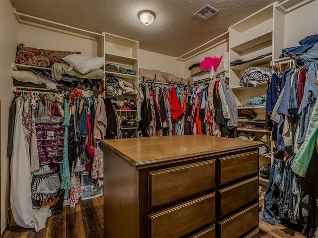 935 Silver Chase Drive, Choctaw, OK 73020