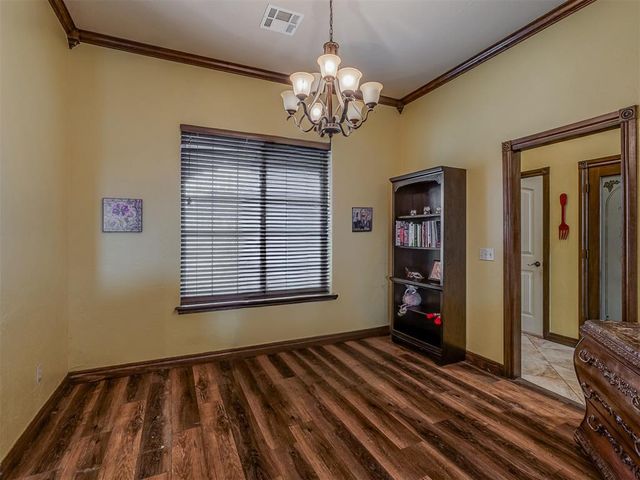 935 Silver Chase Drive, Choctaw, OK 73020