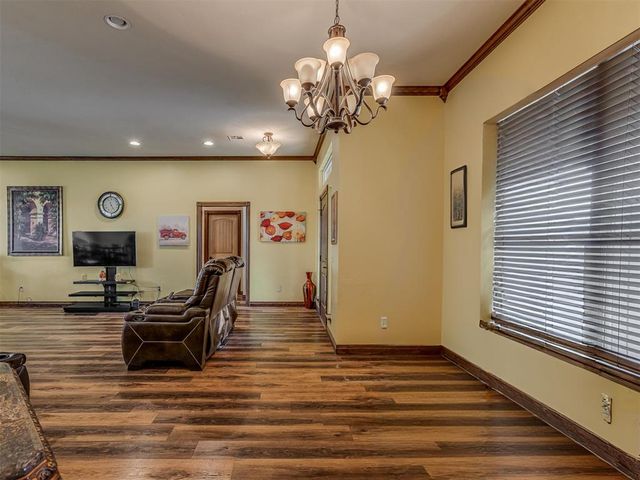 935 Silver Chase Drive, Choctaw, OK 73020