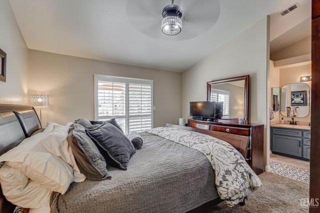 401 Corte Mismo, Bakersfield, CA 93314