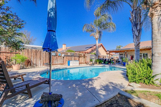 401 Corte Mismo, Bakersfield, CA 93314