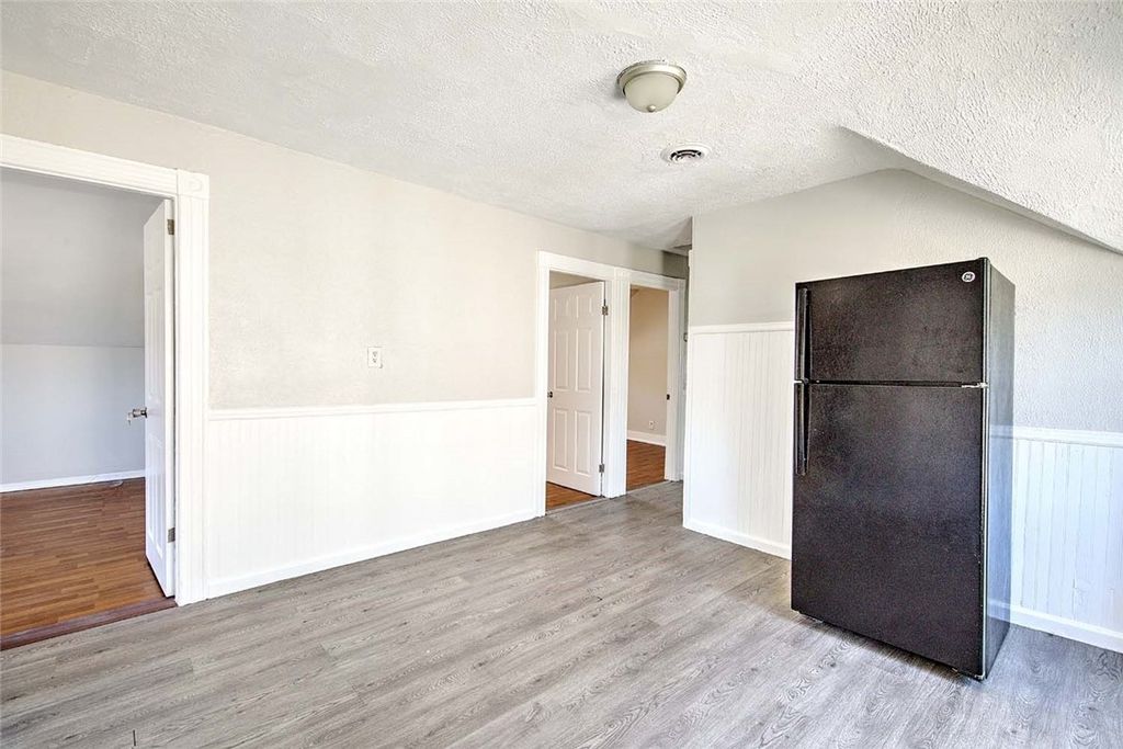 24 Ida Street, Providence, RI 02909