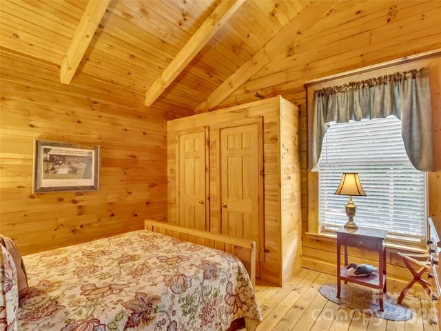 12 Signal Ridge, Sylva, NC 28779