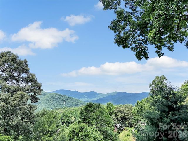 12 Signal Ridge, Sylva, NC 28779