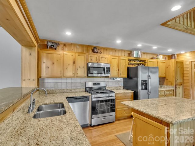 12 Signal Ridge, Sylva, NC 28779