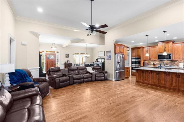 71 Thomas Place Drive, Dallas, GA 30157