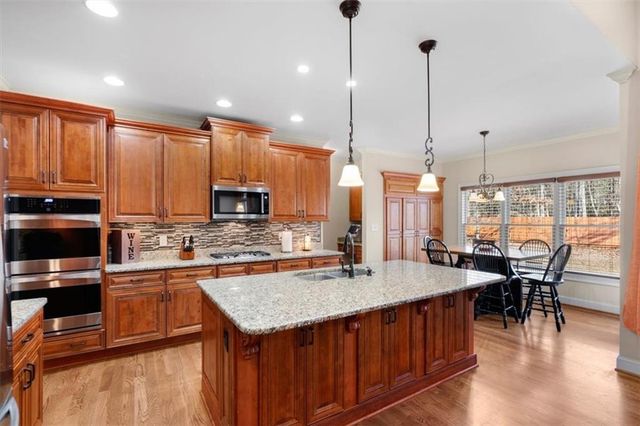 71 Thomas Place Drive, Dallas, GA 30157