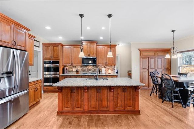 71 Thomas Place Drive, Dallas, GA 30157