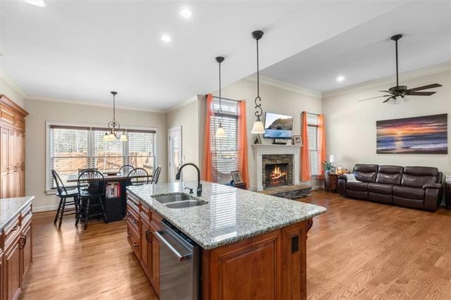 71 Thomas Place Drive, Dallas, GA 30157