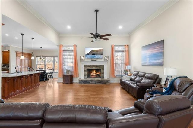 71 Thomas Place Drive, Dallas, GA 30157