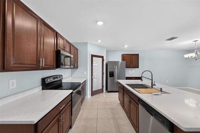 4107 MANATEE LANE, Port Charlotte, FL 33980