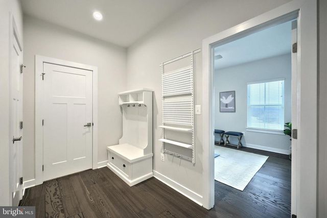 12 ERVIN DR, Shrewsbury, PA 17361