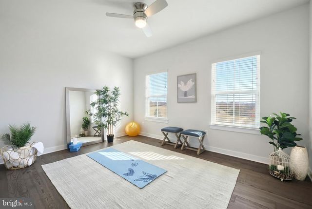 12 ERVIN DR, Shrewsbury, PA 17361