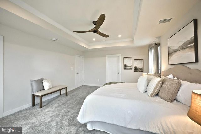 12 ERVIN DR, Shrewsbury, PA 17361