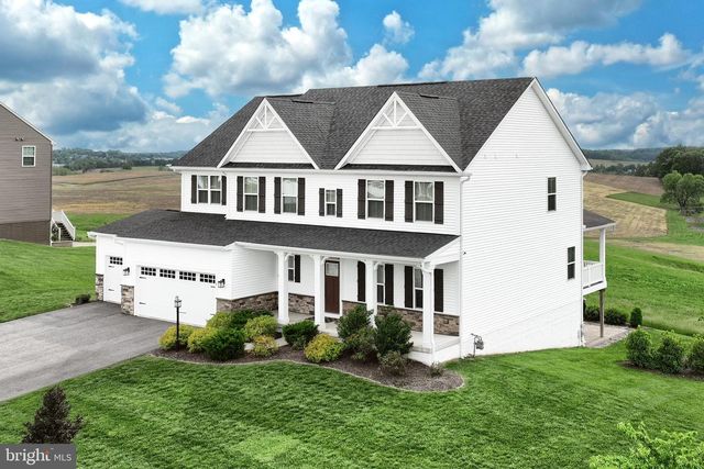 12 ERVIN DR, Shrewsbury, PA 17361