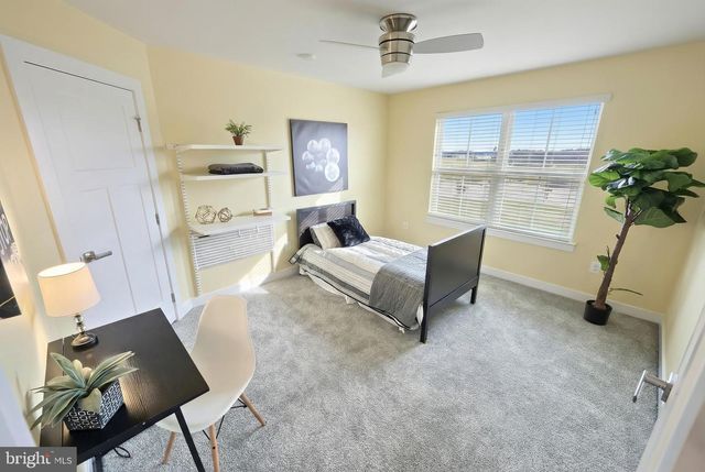 12 ERVIN DR, Shrewsbury, PA 17361