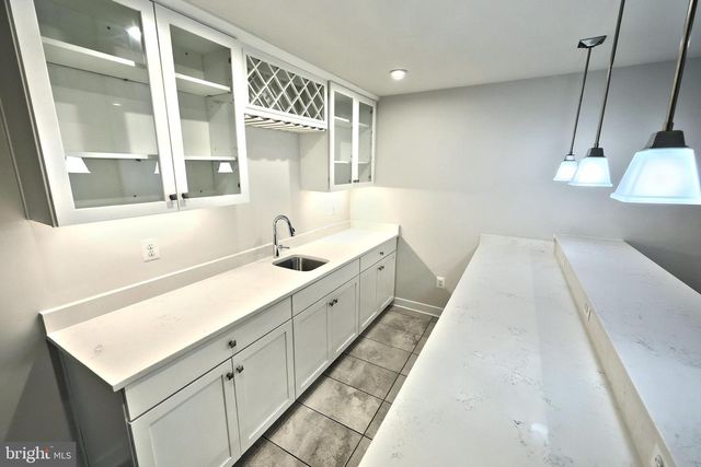 12 ERVIN DR, Shrewsbury, PA 17361