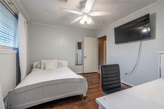 4908 Holly Park Drive, Pasadena, TX 77505