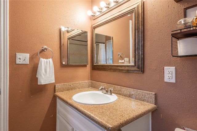 4908 Holly Park Drive, Pasadena, TX 77505