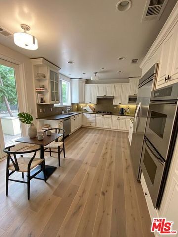 129 S Elm Drive 101, Beverly Hills, CA 90212